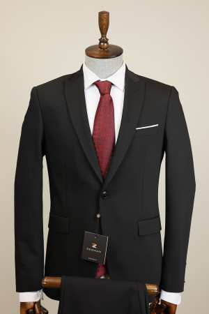 Pointed Collar  Suit