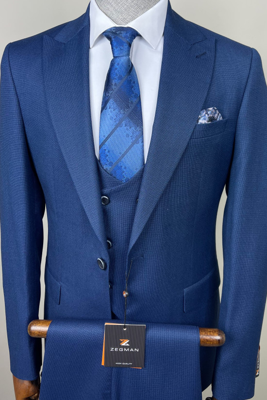 Pointed Collar Vest Suit