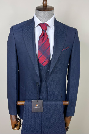 Pointed Collar Vest Suit