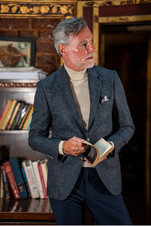 Mono Collar Patterned Jacket