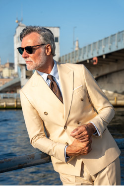 Kruvaze Takım Elbise 