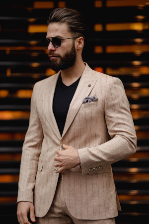 STRIPED BEIGE SUIT