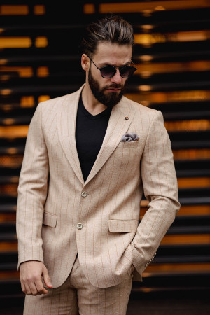 STRIPED BEIGE SUIT