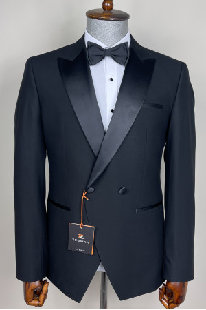 Pointed Collar Grooming