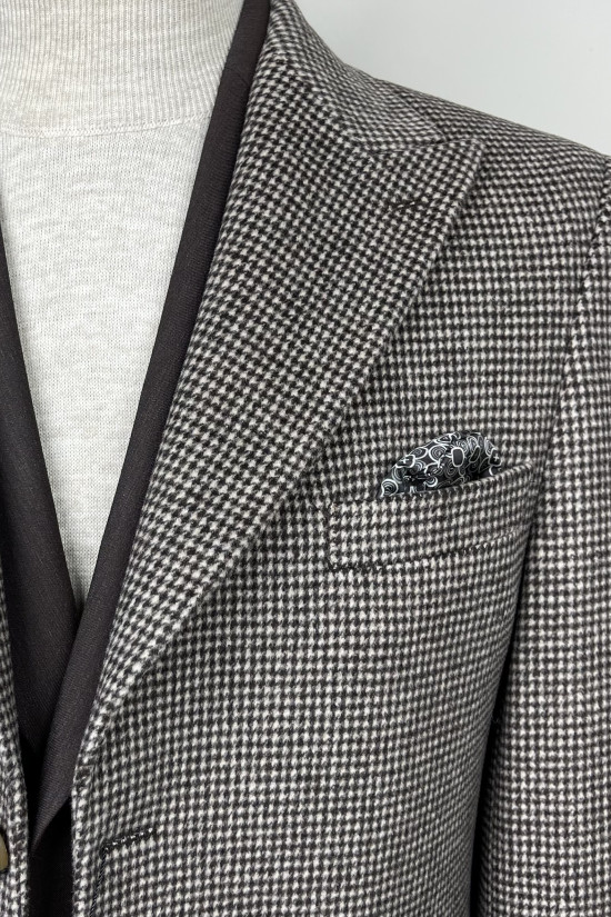 Sivri Yaka Kazayağı Yün Kaban