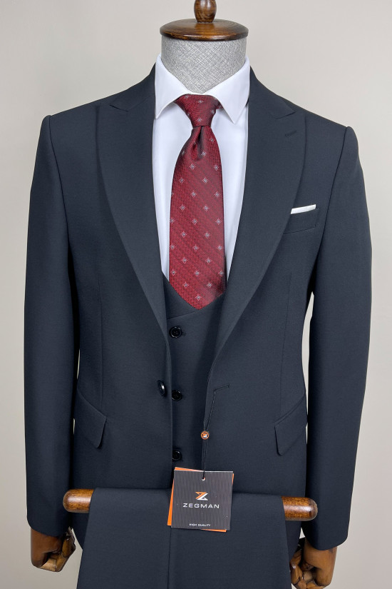  Sivri Yaka Likralı Yelekli Takım Elbise