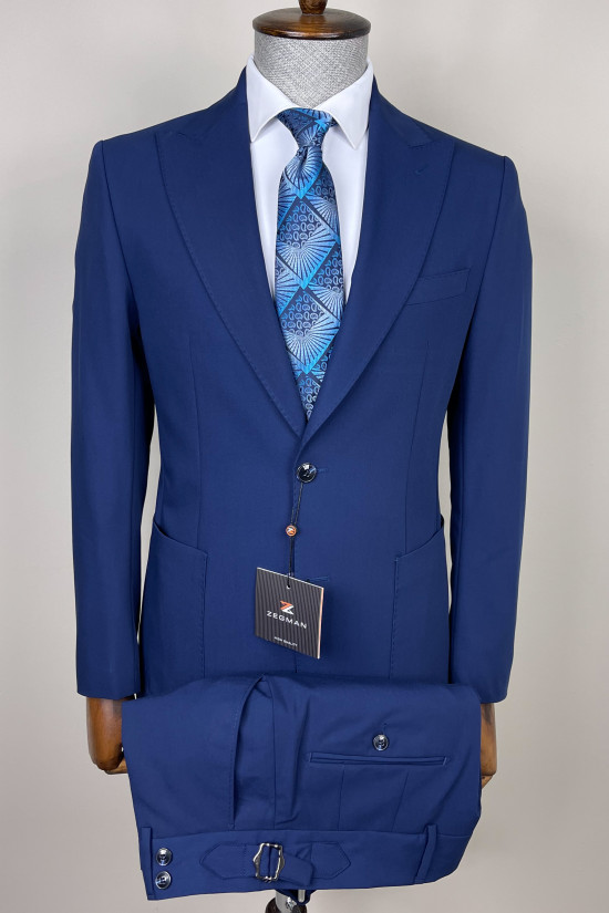 Sivri Yaka Torba Cep Takım Elbise