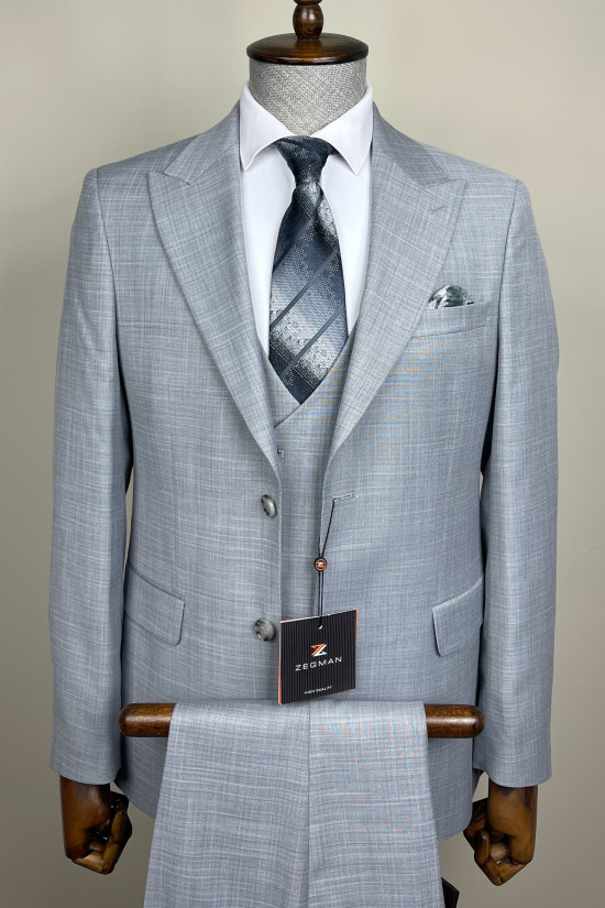 Sivri Yaka Yelekli Takım Elbise