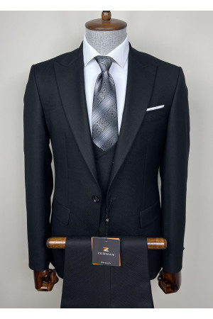 Sivri Yaka Yelekli Takım Elbise