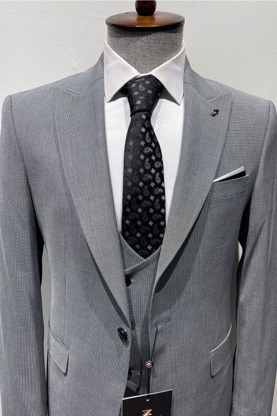 Pointed Collar Vest Suit