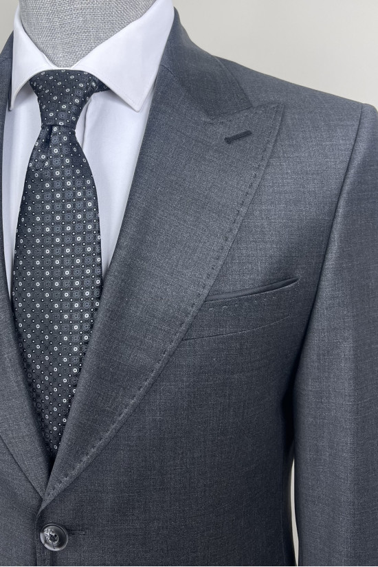 Altınyıldız Sivri Yaka Takım Elbise