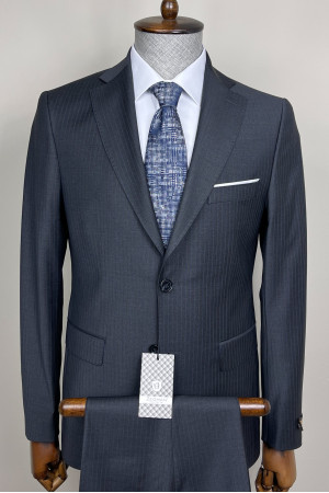 Altınyıldız Sorti Çizgili Mono Yaka Takım Elbise